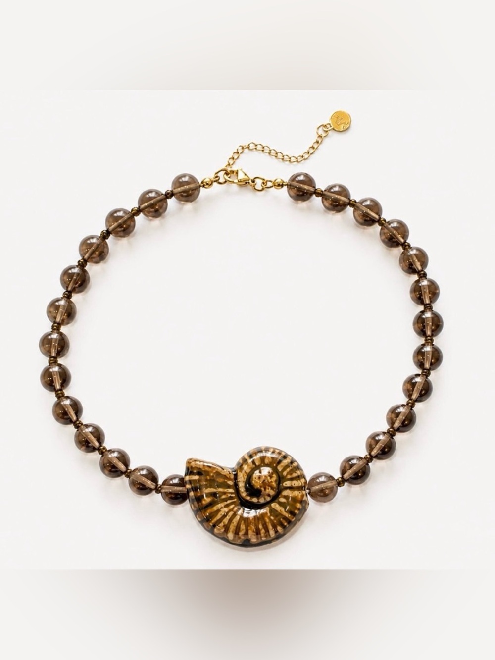Mayamar Smoky quartz Bead Necklace with Shell
Pendant